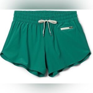 Vuori Clementine 4” Short